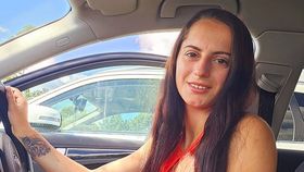 Anchetă pe urma tragediei din Vâlcea! Ce s-ar fi întâmpla cu mașina condusă de Mihaela, chiar înainte să cadă în apa înghețată a Oltului?